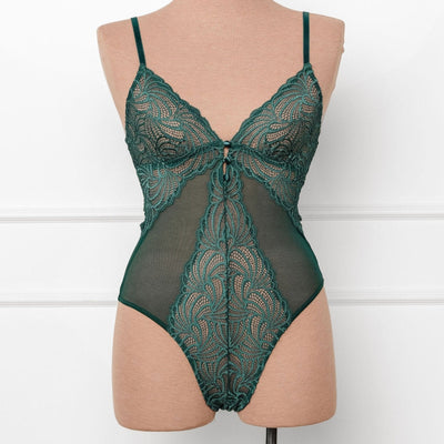 Scalloped Lace & Mesh Button Crotchless Teddy - Emerald - Mentionables