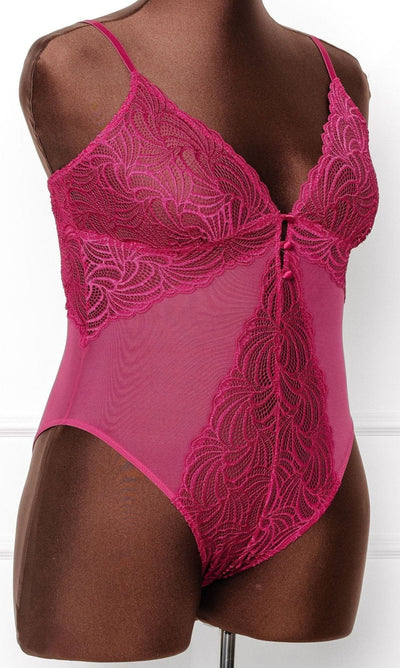 Scalloped Lace & Mesh Button Crotchless Teddy - Ruby - Mentionables