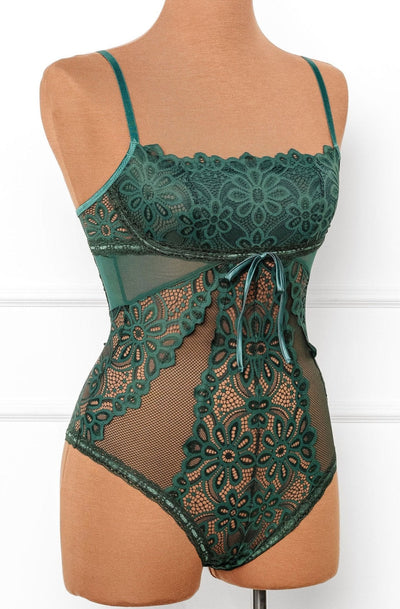 Slotted Lace Crotchless Scoop Neck Teddy - Emerald - Mentionables