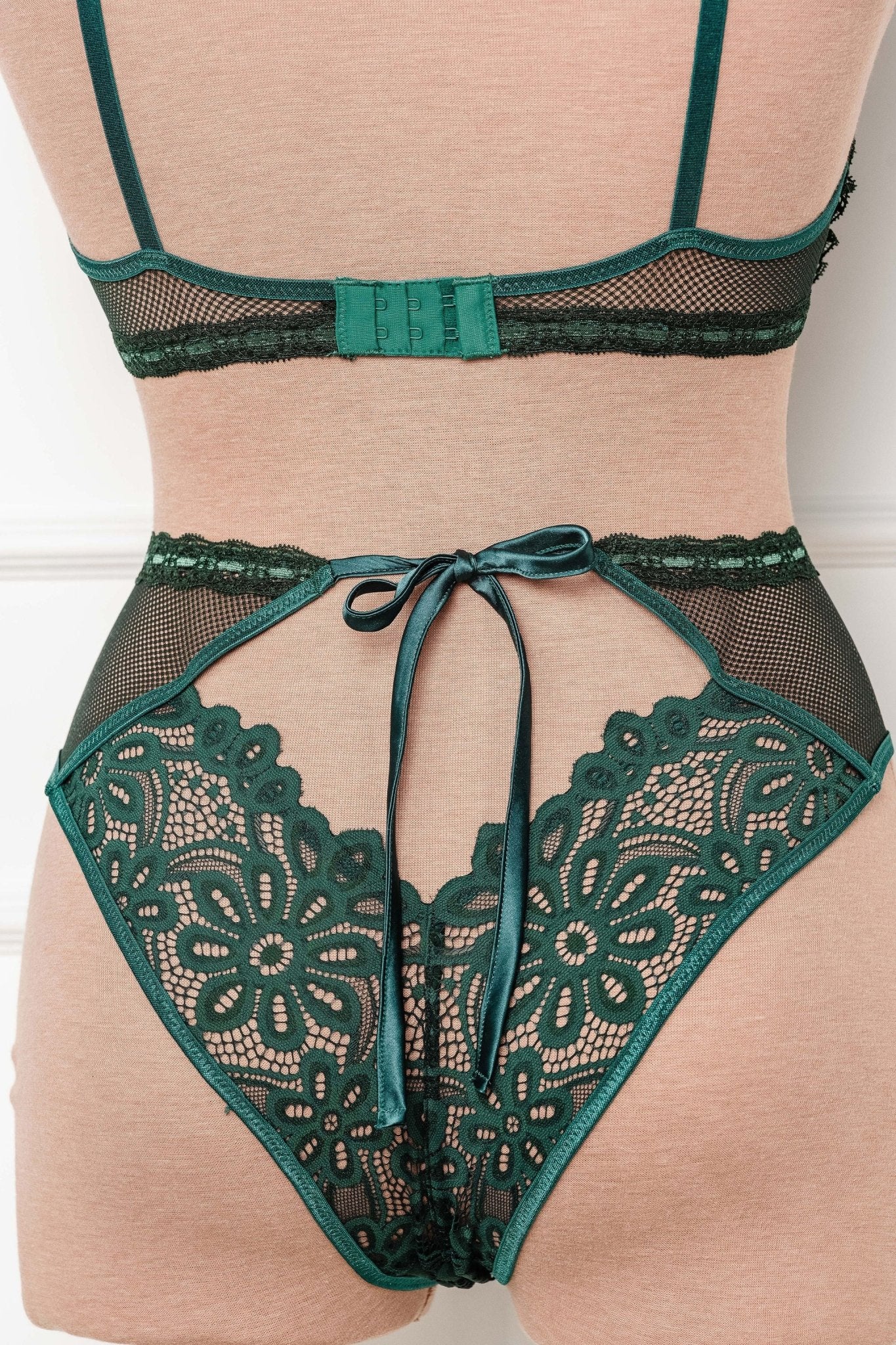 Slotted Lace High Waist Crotchless Panty - Emerald - Mentionables