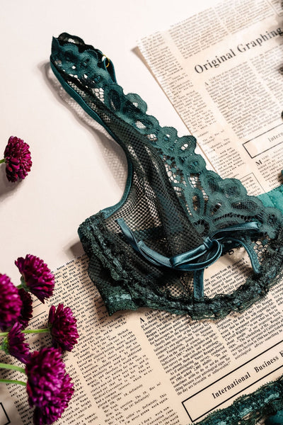 Slotted Lace Plunge Underwire Bralette - Emerald - Mentionables