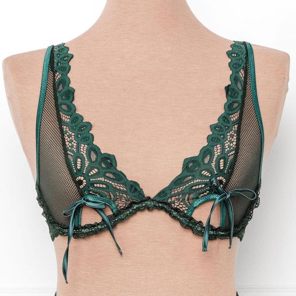 Slotted Lace Plunge Underwire Bralette - Emerald - Mentionables