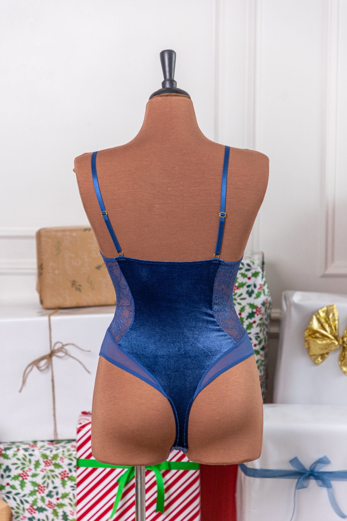 Lace & Velvet Crotchless Teddy - Navy - Mentionables