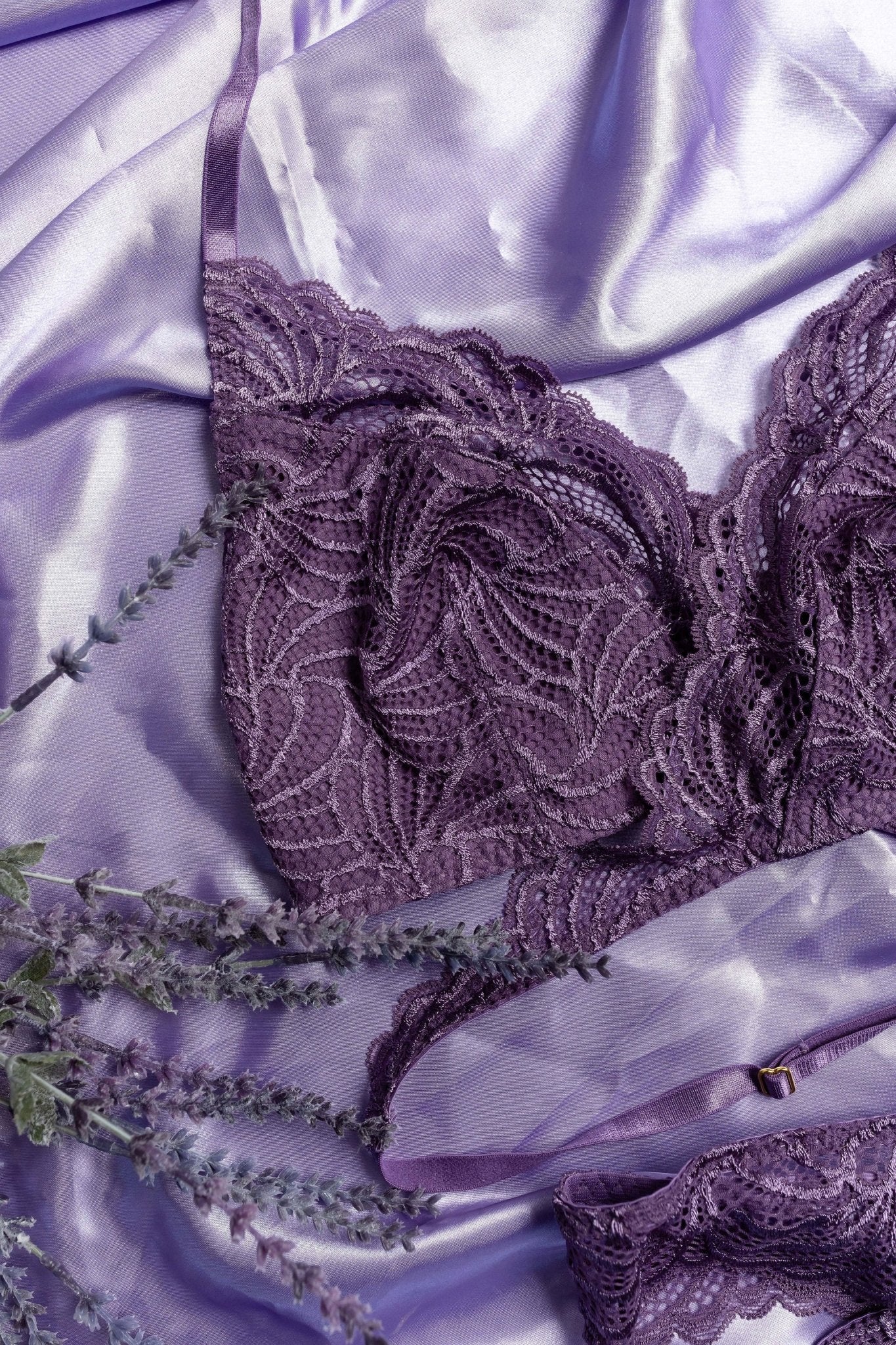Bralette Crop Top - Lavender Satin with Roses – purrrshop